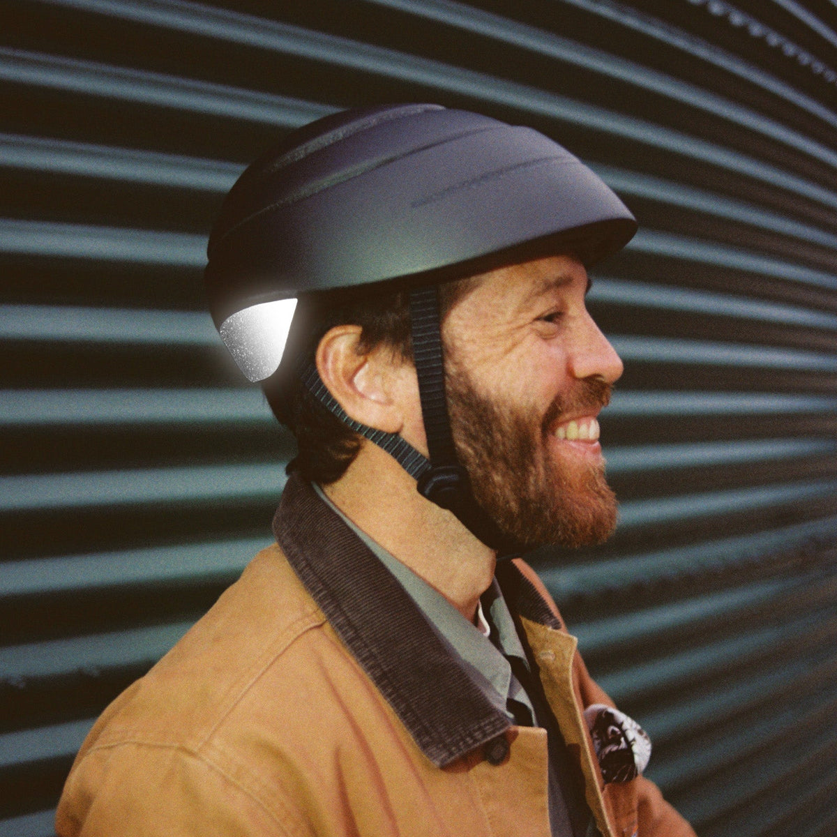 Closca Loop Reflective - casque pliable réfléchissant – vue 3