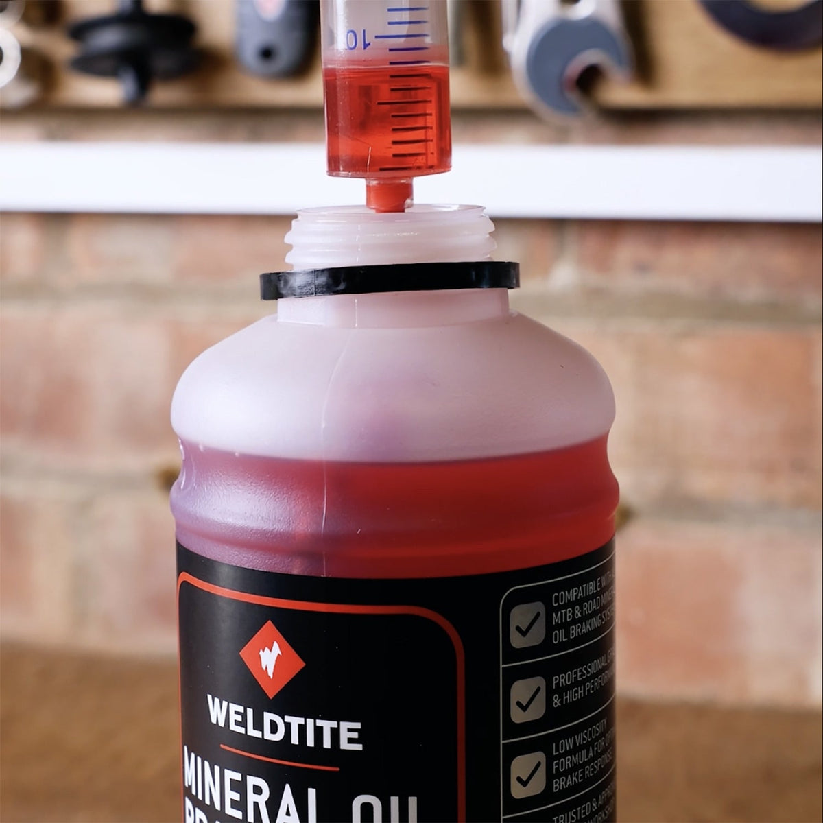 Huile minérale pour freins hydrauliques Weldtite – vue 5